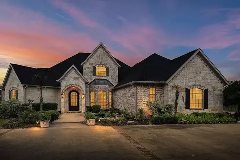 11012 Helms Trl, Forney, TX 75126