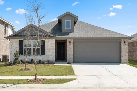 5400 Locke Dr, Denton, TX 76207