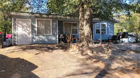 706 N Forest Ave, Tyler, TX 75702
