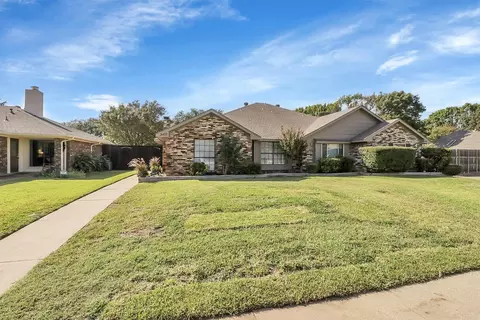 3417 Wells Dr, Plano, TX 75093