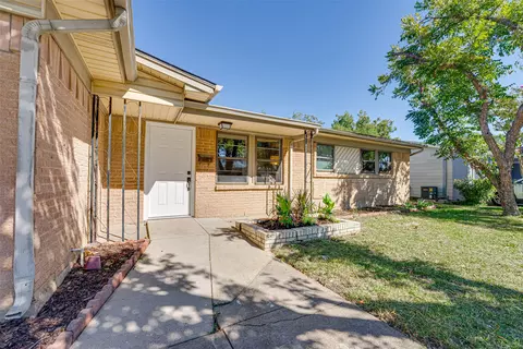 4317 Longleaf Dr, Garland, TX 75042