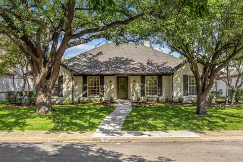 6015 Yellow Rock Trl, Dallas, TX 75248