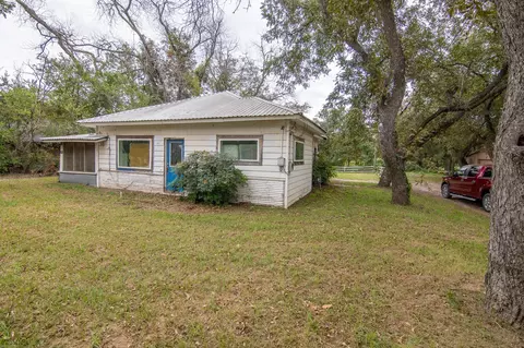405 W College St, Rising Star, TX 76471