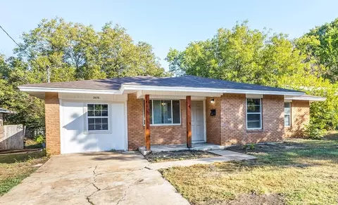 2013 E Cherry St, Sherman, TX 75090