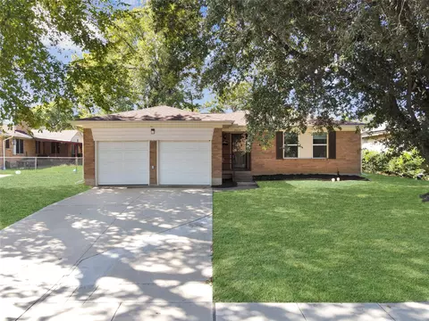 2409 Blanton St, Dallas, TX 75227