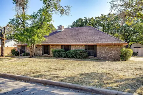 2300 NW 5th Ave, Mineral Wells, TX 76067