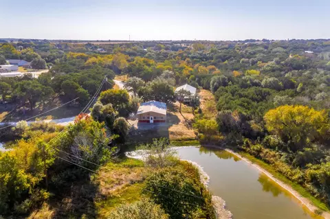 280 Country Club Rd, Whitney, TX 76692