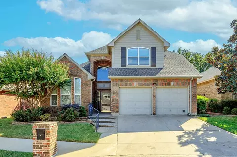 3204 Village Oak Dr, Arlington, TX 76017