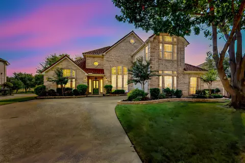 716 Water Oak Dr, Plano, TX 75025