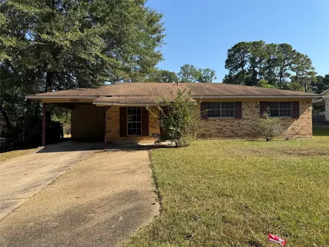 8987 Hawthorne Dr, Shreveport, LA 71118