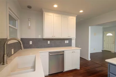 Kitchen - 110 Wade St, Terrell, TX 75160 photo 4 of 5