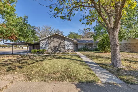 3731 Gray Dr, Mesquite, TX 75150