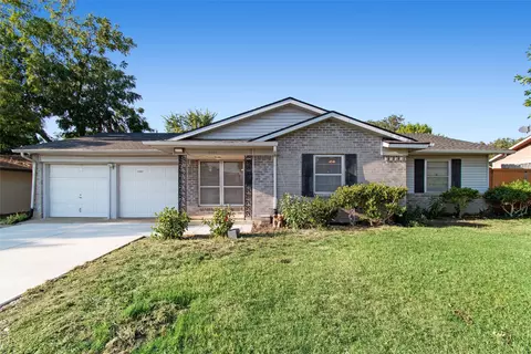 2861 Old North Rd, Farmers Branch, TX 75234