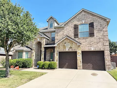 2512 Old Stables Dr, Celina, TX 75009