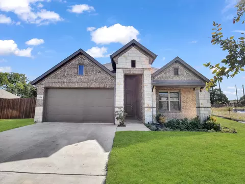 624 Orchid Dr, Azle, TX 76020