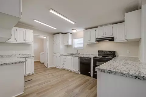 5612 Texas St, Joshua, TX 76058