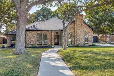 3206 Flintridge Ct, Arlington, TX 76017