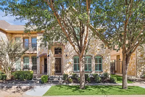 8916 Whitehead St, Mckinney, TX 75070