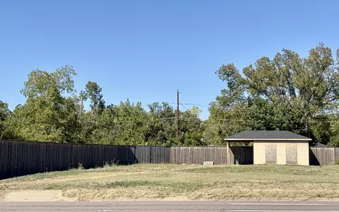 4915 W Mockingbird Ln, Dallas, TX 75209