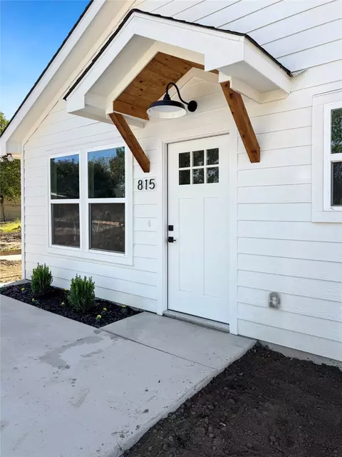 815 SW 16th St, Mineral Wells, TX 76067