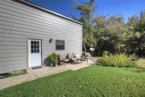 411 Center Rd, Point, TX 75472 photo 19