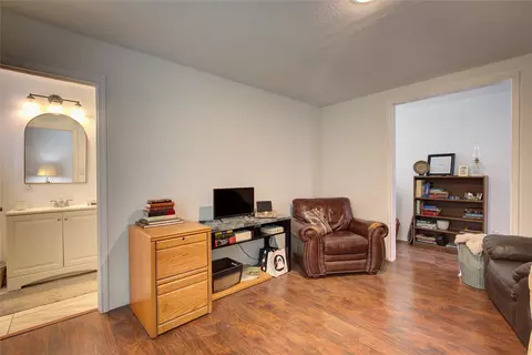 411 Center Rd, Point, TX 75472 photo 10