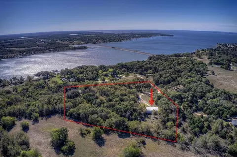 411 Center Rd, Point, TX 75472