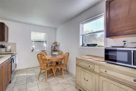411 Center Rd, Point, TX 75472 photo 6