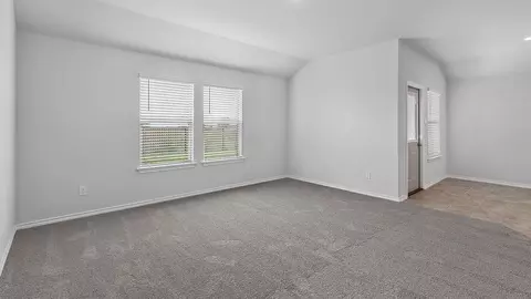 525 Bronze Cir E, Springtown, TX 76082 photo 14
