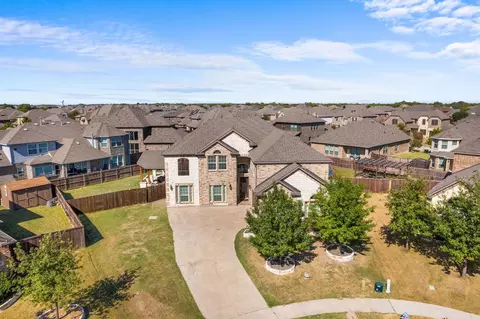 1004 Hummingbird Ct, Forney, TX 75126