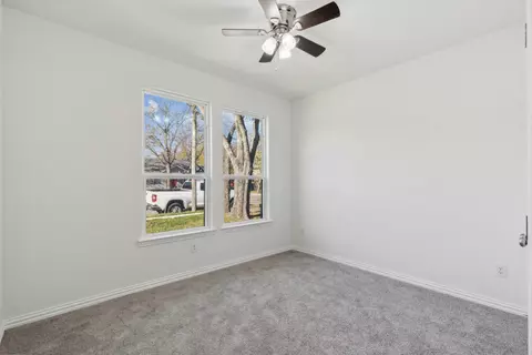 607 S Anglin St, Cleburne, TX 76031 photo 28