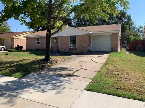2710 Eastbrook Dr, Mesquite, TX 75150
