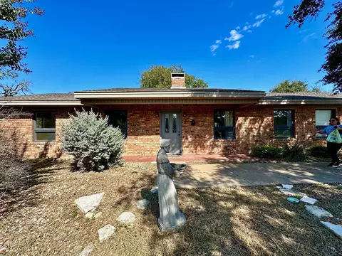 4742 Peak Rd, Granbury, TX 76048