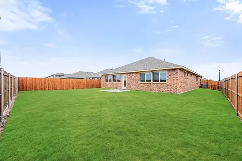 Exterior - 220 Eagle View Ln, Commerce, TX 75428 photo 5 of 5
