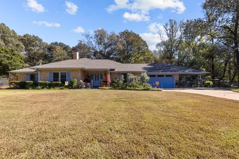 1600 Acr 359, Palestine, TX 75803