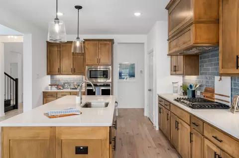 Kitchen - 526 Broadleaf Way, Haslet, TX 76052 photo 4 of 4