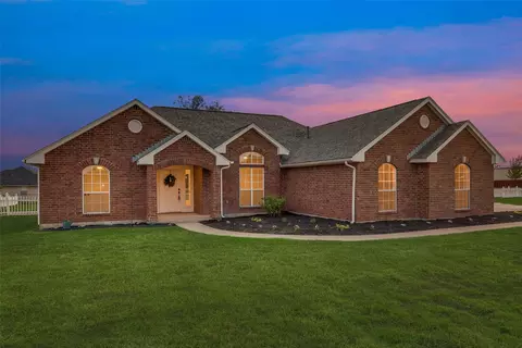 8090 Mavis Ave, Waxahachie, TX 75167