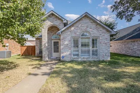 524 Picketts Dr, Mesquite, TX 75149