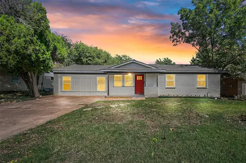 925 Jadewood Dr, Dallas, TX 75232