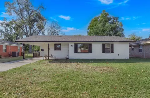 1612 Bradley St, Bossier City, LA 71112