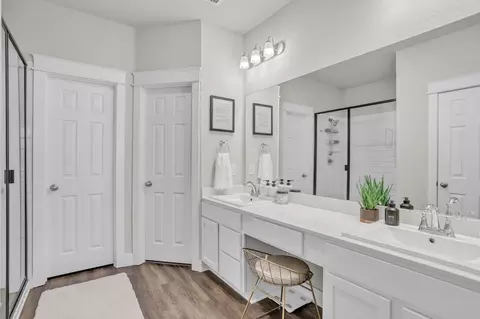 Bath - 3616 Pendleton Ct, Forney, TX 75126 photo 1 of 3