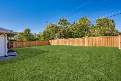 Exterior - 315 E 3rd St, Prosper, TX 75078 photo 4 of 4