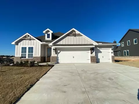 1401 Cedar Trl, Azle, TX 76020