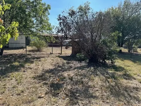 Exterior - 308 Darrell Rd, Roanoke, TX 76262 photo 5 of 5