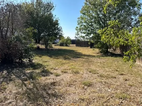 Exterior - 308 Darrell Rd, Roanoke, TX 76262 photo 3 of 5