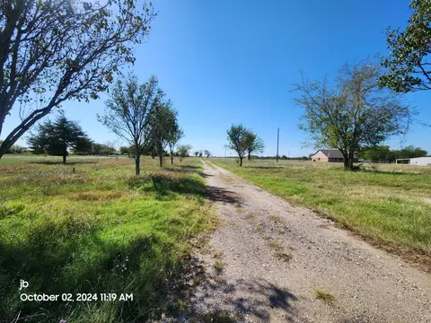 3254 Fm 2649, Lone Oak, TX 75453