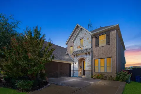 404 King Galloway Dr, Lewisville, TX 75056