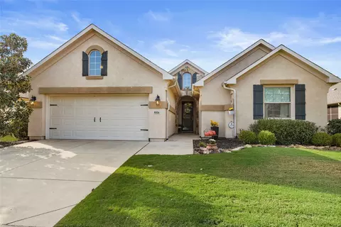 8816 Compton St, Denton, TX 76207 photo 2
