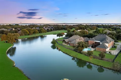 10505 Broadmoor Ln, Rowlett, TX 75089
