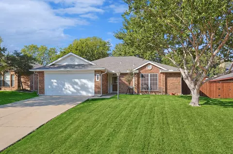 1071 Colony St, Flower Mound, TX 75028